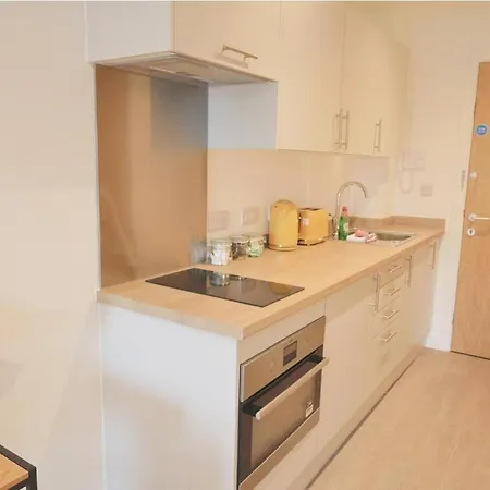 Redcross Street 308 *